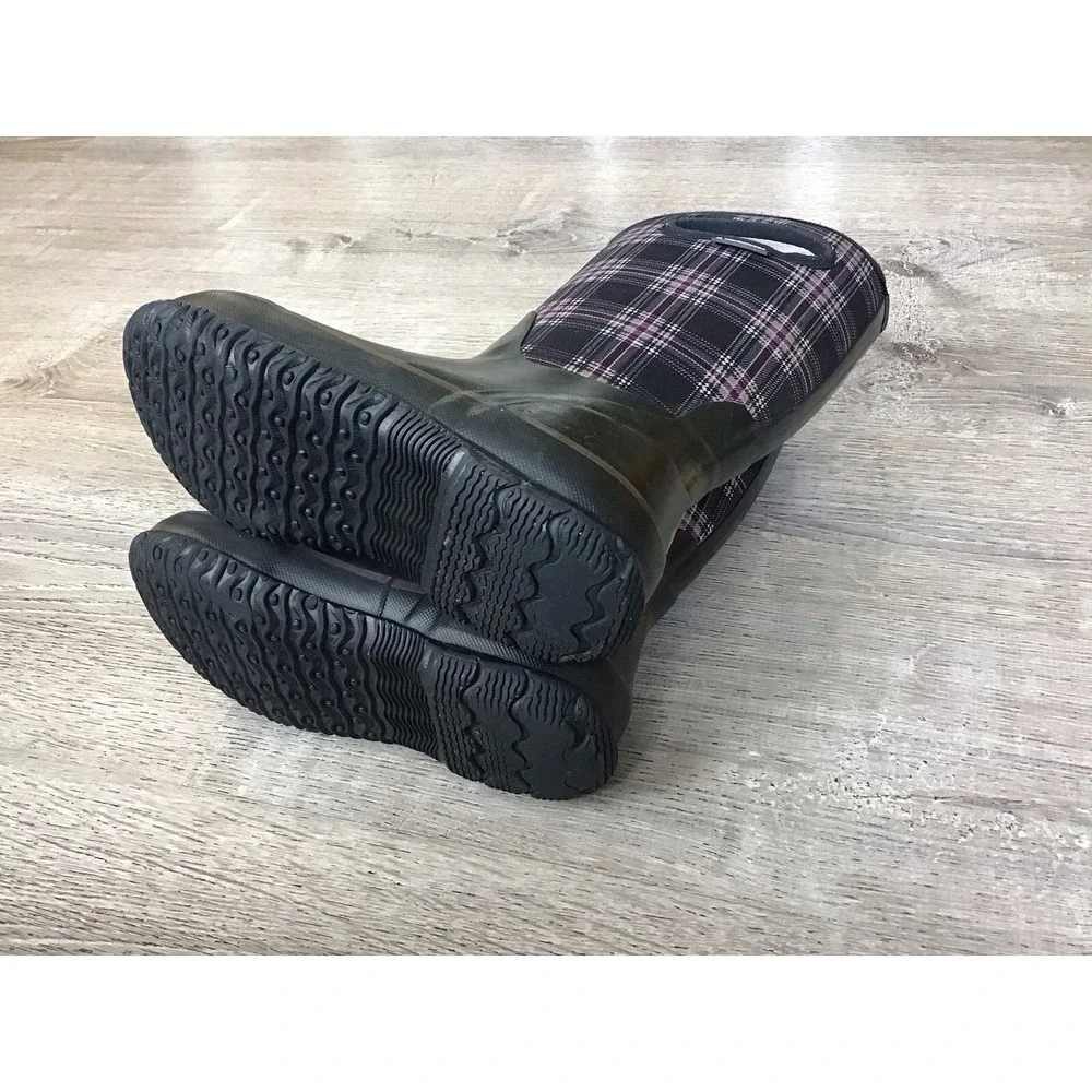BOGS CLASSIC WINTER Plaid Girls Size 2 Black WATERPROOF Winter Snow BOOTS